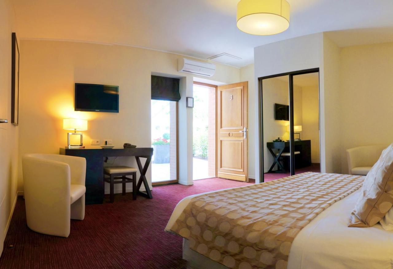 Hotel Burgevin Сюлли-сюр-Луар Экстерьер фото